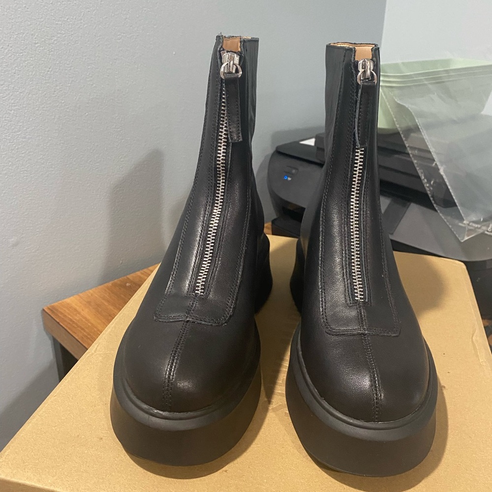 Steve Madden Black Ankle Boots